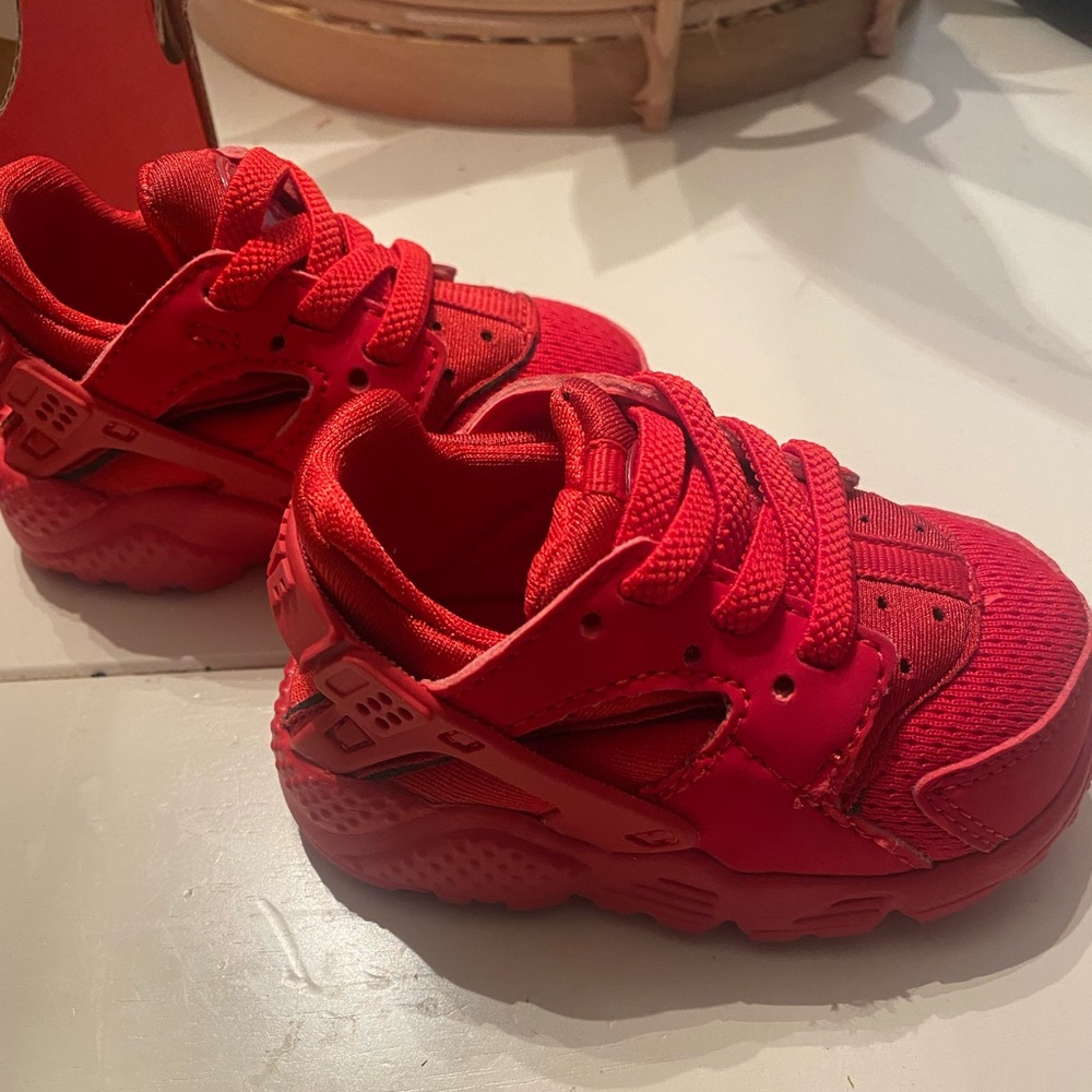 Nike Huarache Red (baby)